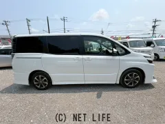 トヨタ ヴォクシー