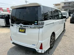 トヨタ ヴォクシー