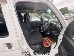 ダイハツ ハイゼットカーゴ