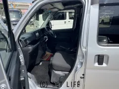 ダイハツ ハイゼットカーゴ