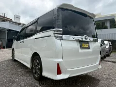 トヨタ ヴォクシー