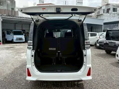 トヨタ ヴォクシー