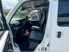 ダイハツ ハイゼットカーゴ