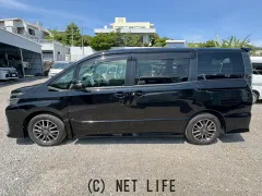 トヨタ ヴォクシー