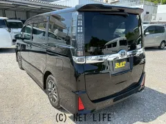 トヨタ ヴォクシー