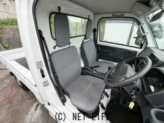 日産 NT100クリッパー