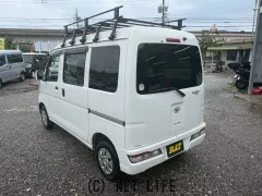 ダイハツ ハイゼットカーゴ
