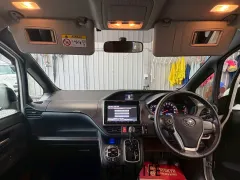 トヨタ ヴォクシー