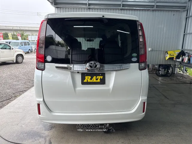 トヨタ ノア
