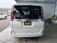 トヨタ ノア