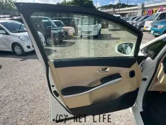 トヨタ SAI