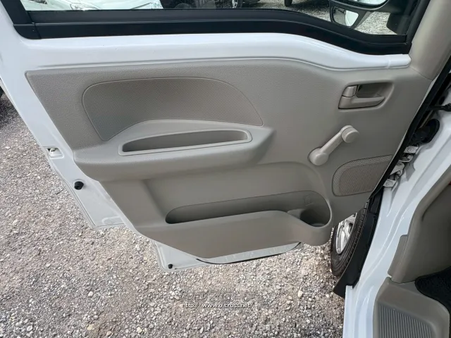 日産 NV100クリッパー