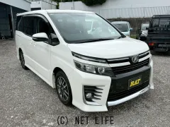 トヨタ ヴォクシー