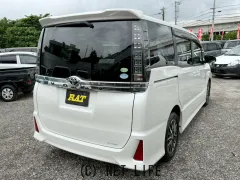 トヨタ ヴォクシー