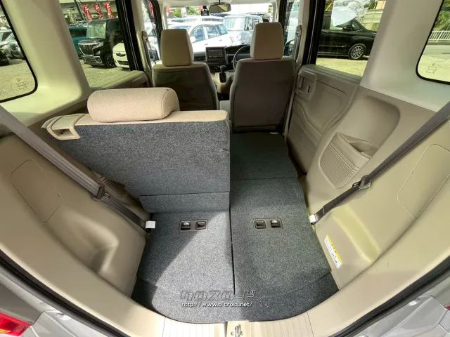 ホンダ N-BOX