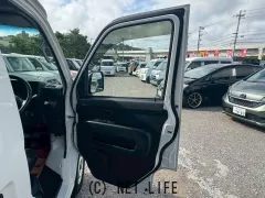 ダイハツ ハイゼットカーゴ
