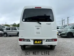 ダイハツ ハイゼットカーゴ