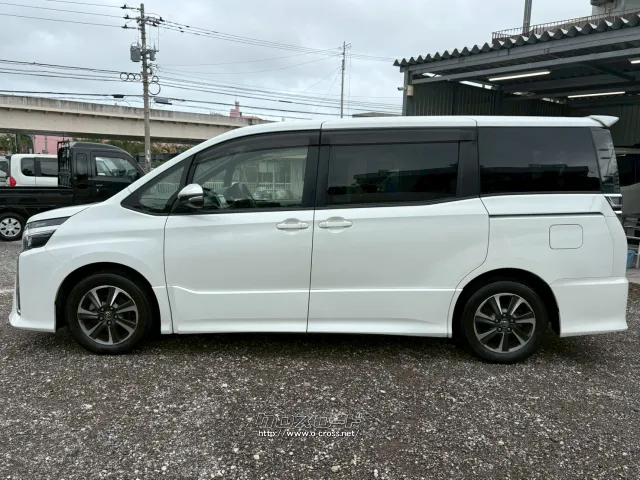 トヨタ ヴォクシー