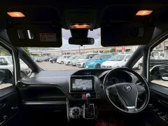 トヨタ ヴォクシー