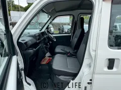 ダイハツ ハイゼットカーゴ