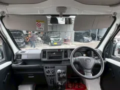 ダイハツ ハイゼットカーゴ