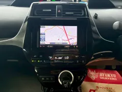 トヨタ プリウス