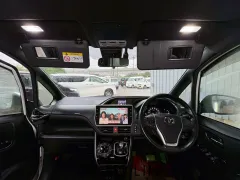 トヨタ ヴォクシー