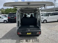 ダイハツ ハイゼットカーゴ