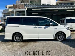 トヨタ ヴォクシー