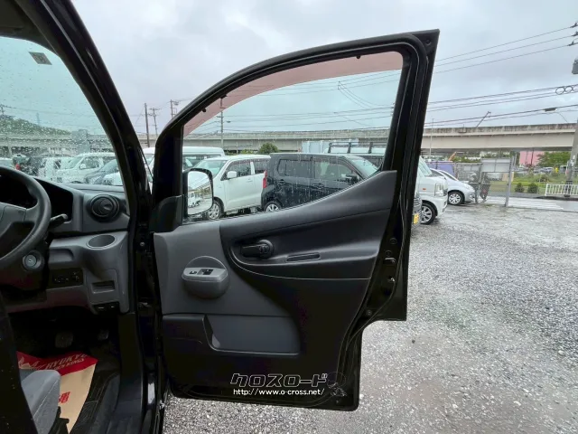 日産 NV200バネットバン