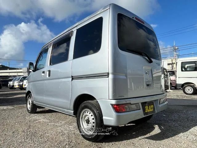 ダイハツ ハイゼットカーゴ