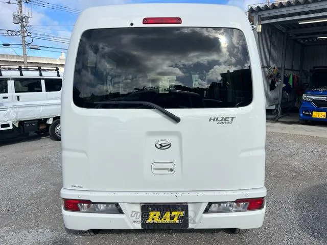 ダイハツ ハイゼットカーゴ