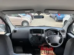 トヨタ ライトエースバン