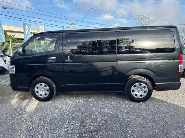 トヨタ ハイエースバン