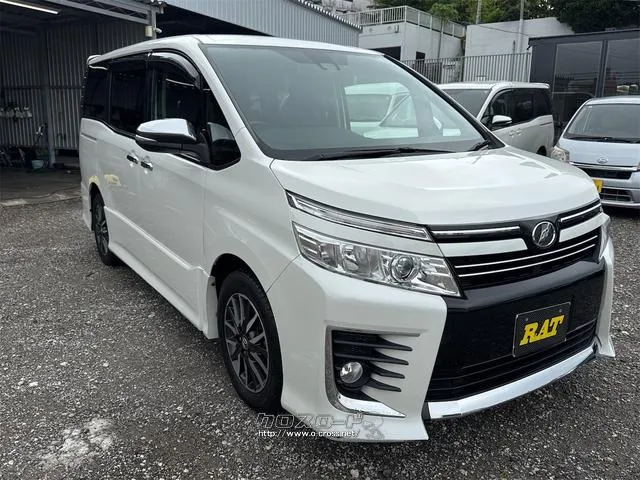 トヨタ ヴォクシー