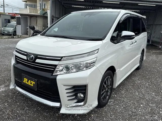 トヨタ ヴォクシー