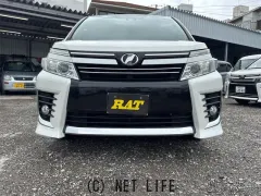 トヨタ ヴォクシー