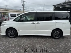 トヨタ ヴォクシー