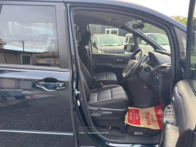 トヨタ ヴォクシー
