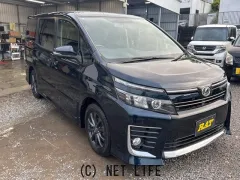 トヨタ ヴォクシー