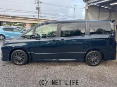 トヨタ ヴォクシー
