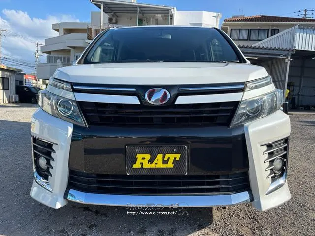 トヨタ ヴォクシー