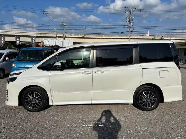 トヨタ ヴォクシー