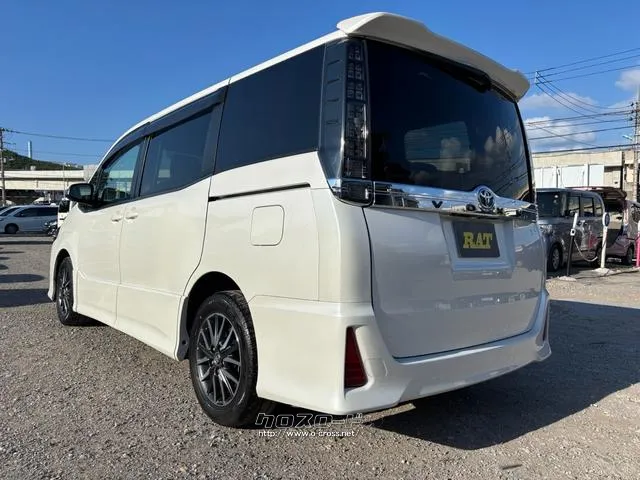 トヨタ ヴォクシー