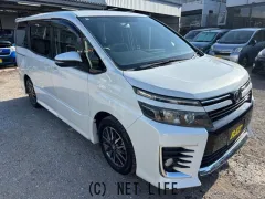 トヨタ ヴォクシー