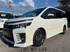 トヨタ ヴォクシー