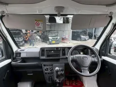 ダイハツ ハイゼットカーゴ