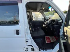 ダイハツ ハイゼットカーゴ