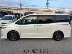 トヨタ ヴォクシー