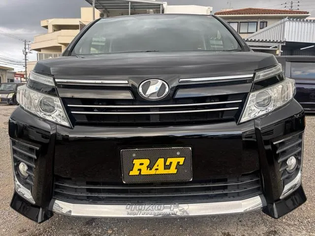 トヨタ ヴォクシー